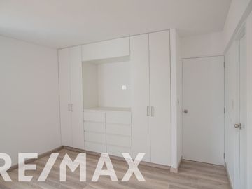 VENTA DEPARTAMENTO DUPLEX1ESTACIONAMIENTO|DEPOSITO EN MIRAFLORES 190M2