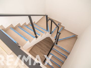 VENTA DEPARTAMENTO DUPLEX1ESTACIONAMIENTO|DEPOSITO EN MIRAFLORES 190M2