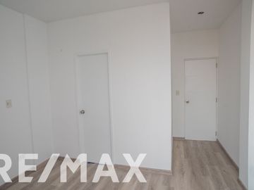 VENTA DEPARTAMENTO DUPLEX1ESTACIONAMIENTO|DEPOSITO EN MIRAFLORES 190M2