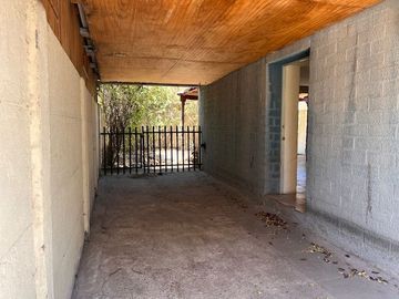 Oportunidad!!  Casa de 4 dormitorios y 2 baños en San Bernardo