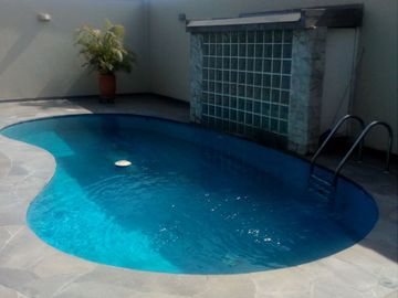 VENDO LINDA CASA Calle   El Rincon   III etapa La Planicie La Molina BAJO DE PRECIO
