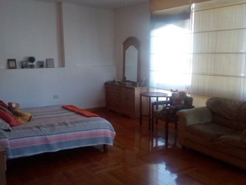 VENDO LINDA CASA Calle   El Rincon   III etapa La Planicie La Molina BAJO DE PRECIO
