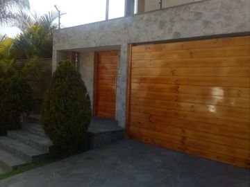VENDO LINDA CASA Calle   El Rincon   III etapa La Planicie La Molina BAJO DE PRECIO