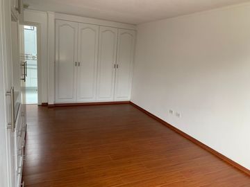 Oportunidad Venta Departamento Duplex en Urbanización El Condado
