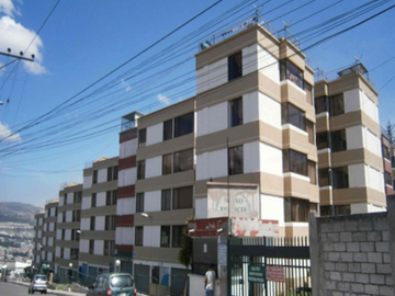 EN VENTA DEPARTAMENTO - CALLE GALO PLAZA LASSO Y JOSE AMESABA