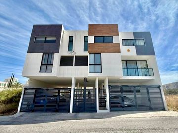 DEPARTAMENTO EN VENTA JUSTO FRENTE A PLAZA SAN LUIS - EQUIPADO