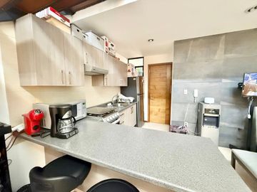 DEPARTAMENTO EN VENTA JUSTO FRENTE A PLAZA SAN LUIS - EQUIPADO