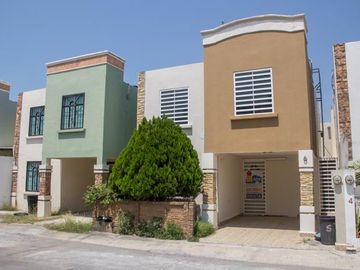 🏡𝐂𝐚𝐬𝐚 𝐞𝐧 VENTA 𝐞𝐧 𝐂𝐢𝐮𝐝𝐚𝐝 𝐝𝐞𝐥 𝐂𝐚𝐫𝐦𝐞𝐧🏡 📍𝐔𝐛𝐢𝐜𝐚𝐜𝐢ó𝐧: 𝐅𝐫𝐚𝐜𝐜. 𝐌𝐞𝐝𝐢𝐭𝐞𝐫𝐫á𝐧𝐞𝐨