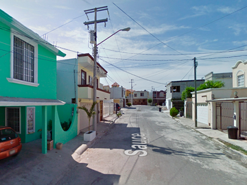 CASA EN CALLE SAUCE, RINCON DEL VALLE, REYNOSA, TAMAULIPAS, ¡NO CREDITOS!