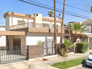 Casa, Av. Miguel Negrete, Nueva, Mexicali, Baja California.