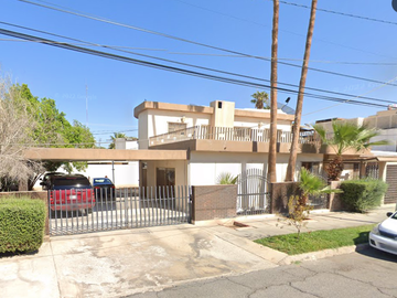 Casa, Av. Miguel Negrete, Nueva, Mexicali, Baja California.