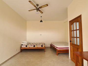 En venta: Hermosa casa privada con amplio jardín en la Banda de Shilcayo, Tarapoto.