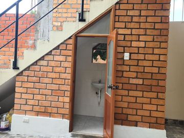 En venta: Hermosa casa privada con amplio jardín en la Banda de Shilcayo, Tarapoto.