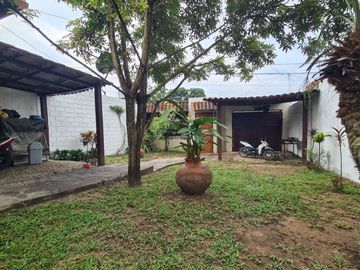 En venta: Hermosa casa privada con amplio jardín en la Banda de Shilcayo, Tarapoto.