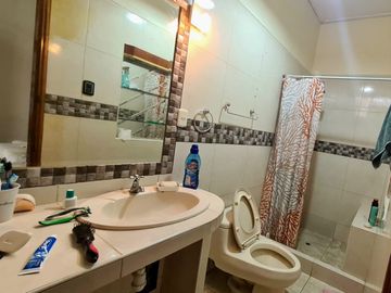 En venta: Hermosa casa privada con amplio jardín en la Banda de Shilcayo, Tarapoto.