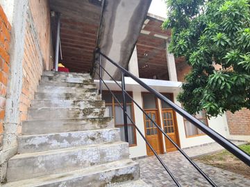 En venta: Hermosa casa privada con amplio jardín en la Banda de Shilcayo, Tarapoto.