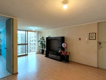 Amplio Flat 82 M2 Piso 10