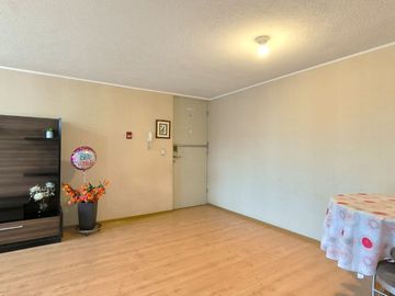 Amplio Flat 82 M2 Piso 10