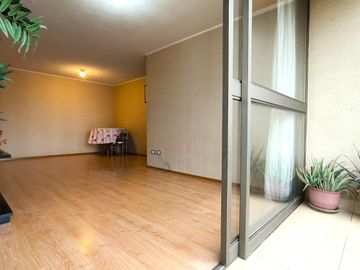 Amplio Flat 82 M2 Piso 10