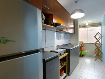 Amplio Flat 82 M2 Piso 10