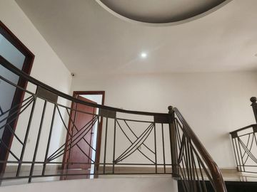 Samborondon, Venta de Casa 4 dormitorios con piscina