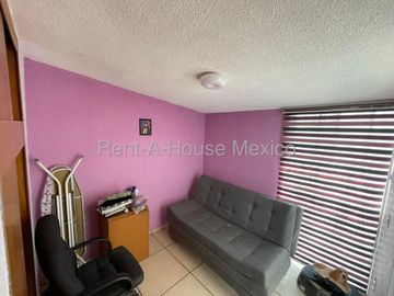 CASA EN VENTA EN TULTITLAN (CALLE CERRADA CON VIGILANCIA 24/7)