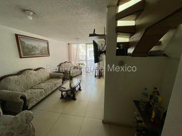 CASA EN VENTA EN TULTITLAN (CALLE CERRADA CON VIGILANCIA 24/7)