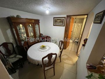 CASA EN VENTA EN TULTITLAN (CALLE CERRADA CON VIGILANCIA 24/7)