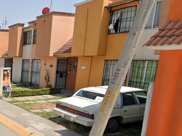 EXCELENTE OPORTUNIDAD, GRAN CASA EN AVENIDA PASEOS DE TULTEPEC 1 !!