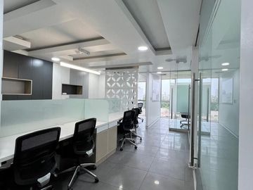 Alquilo Oficina Boutique En San Borja - Av. Galvez Barrenechea 92M2