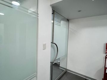 Alquilo Oficina Boutique En San Borja - Av. Galvez Barrenechea 92M2