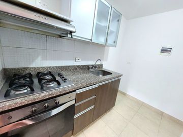 APARTAMENTO recien REMODELADO con excelentes ACABADOS en VENTA en una de las zonas mas exclsivas de Madrid Cundinamarca