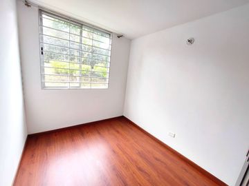 APARTAMENTO recien REMODELADO con excelentes ACABADOS en VENTA en una de las zonas mas exclsivas de Madrid Cundinamarca