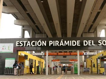 VENDO TERRENO 176.00 M2 AV. PROCERES DE INDEPENDENCIA N° 440 EN SJL