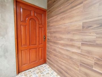 Vendo Gran Departamento En San Juan De Lurigancho De 138.44 M2 En Piso 3