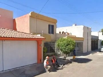 Casa en venta en Gladiola, Jardines de Durango, 34200 Durango, Dgo.