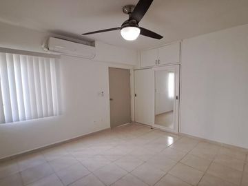 Departamento de 2 Recamaras en Venta en Playa del Carmen