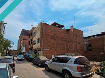 TERRENO EN VENTA 120 M2 URB. ALAMEDA DE LA RIVERA – ATE
