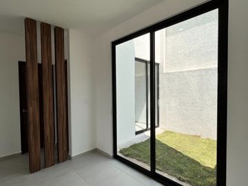 Venta de casa en Pachuca 3 Recamaras, 1 Recamara con baño completo planta baja a 10 minutos de la UAEH