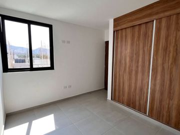 Venta de casa en Pachuca 3 Recamaras, 1 Recamara con baño completo planta baja a 10 minutos de la UAEH