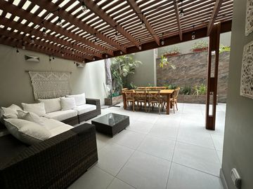 Lujoso departamento con preciosa área social en Chacarilla  🏡💫