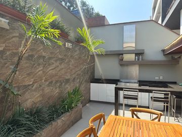Lujoso departamento con preciosa área social en Chacarilla  🏡💫