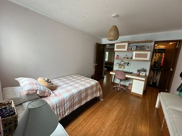 Lujoso departamento con preciosa área social en Chacarilla  🏡💫