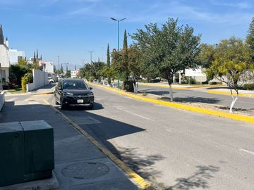 HERMOSA CASA EN VENTA