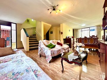 📌Casa céntrica en Residencial San Martín ICA Plaza del Sol!– 4 habitaciones!