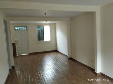 CASA EN VENTA CERCA A LA MATERNIDAD DEL SUR QUITUMBE
