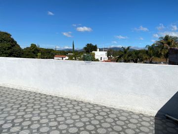 CASA EN VENTA EN ETLA
