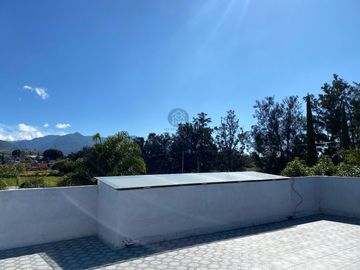 CASA EN VENTA EN ETLA