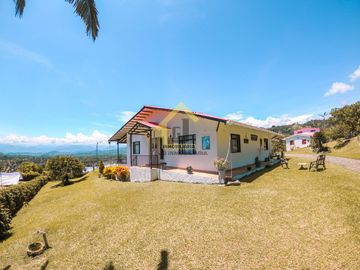 SE VENDE CASA PARA PROYECTO CERCA A MANIZALES
