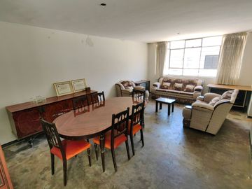 Propiedad en Venta en Urb. San Isidro Calle Jacintos Ica